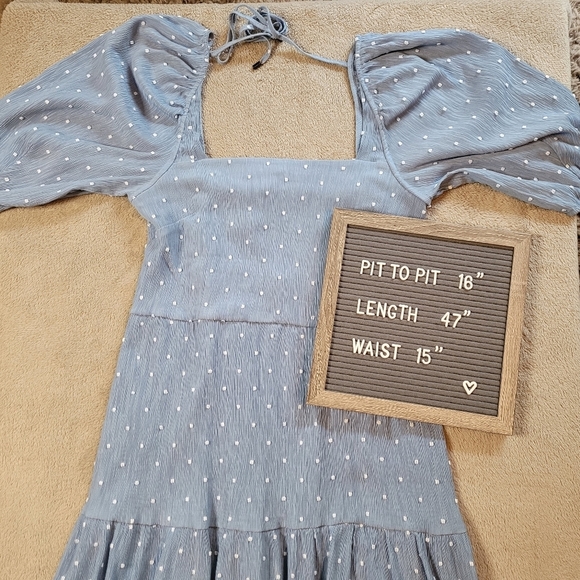 Moon River Back Cut-Out Clip Dot Tiered Midi Dress From Anthropologie - Picture 13 of 16